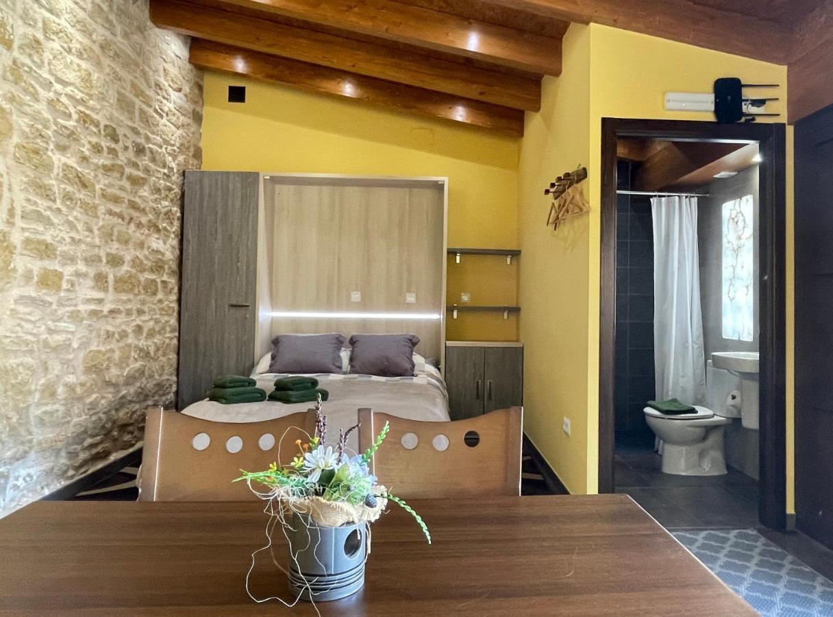 Castelserás Apartamentos De Turismo Rural Las Eras מראה חיצוני תמונה